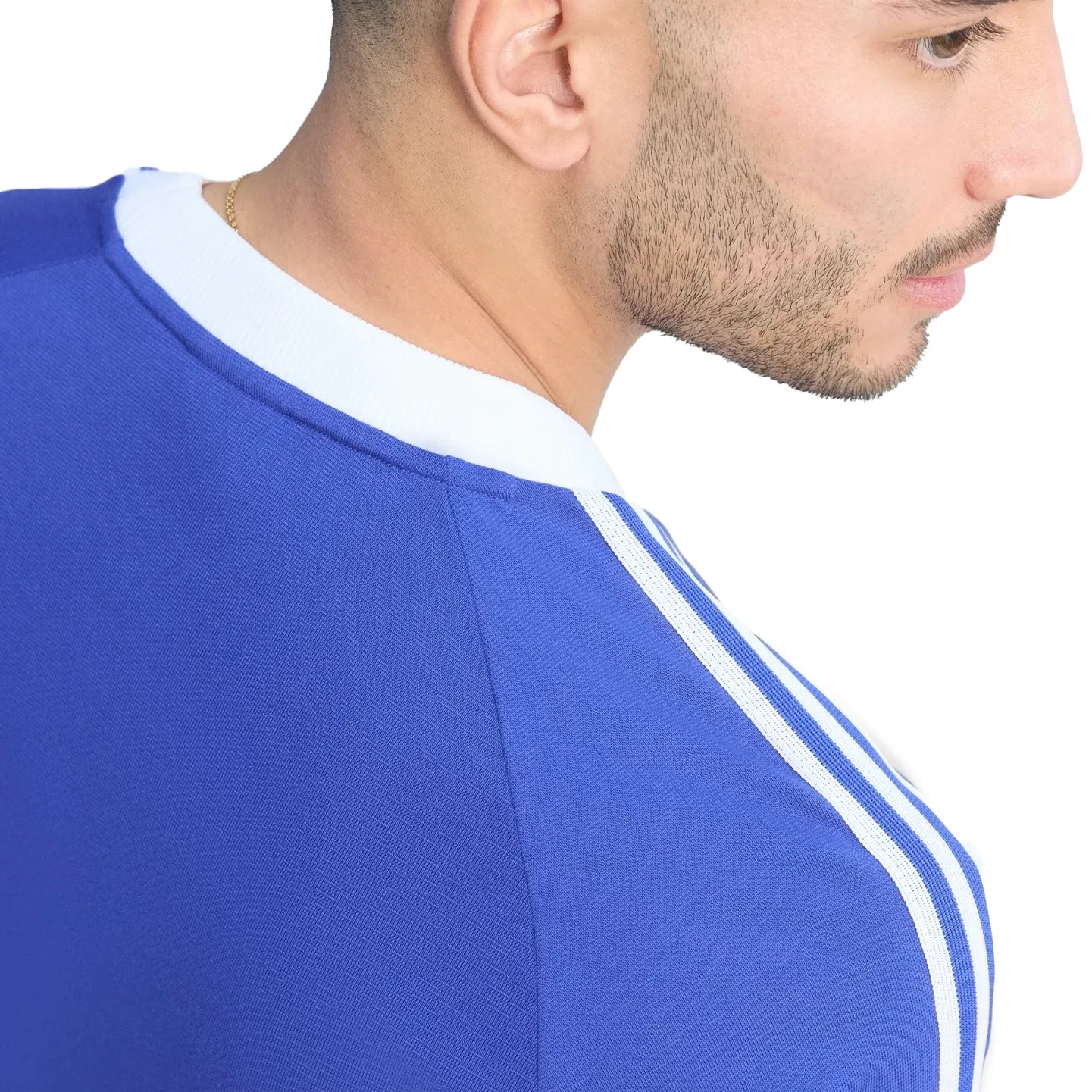Camiseta Adidas Origi Copa26 azul vista de costas para ajuste e caimento